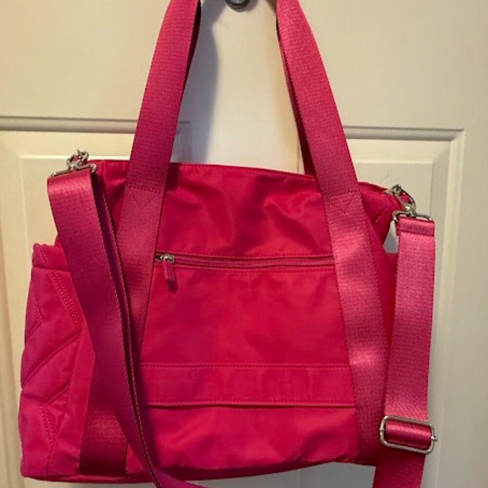 IHKWIP Zig Zag Transit Tote with Crossbody Strap Ruby Berry - Picture 4 of 8